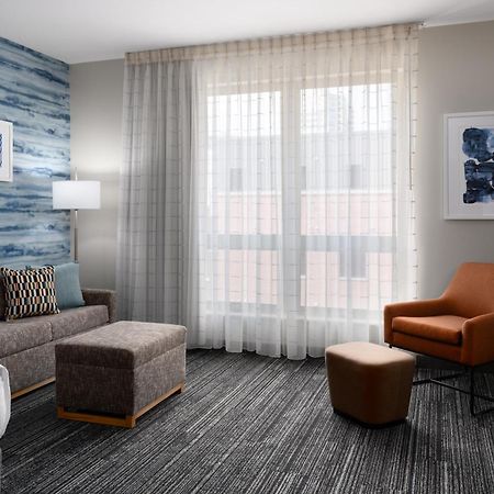Towneplace Suites By Marriott Champaign Exterior foto